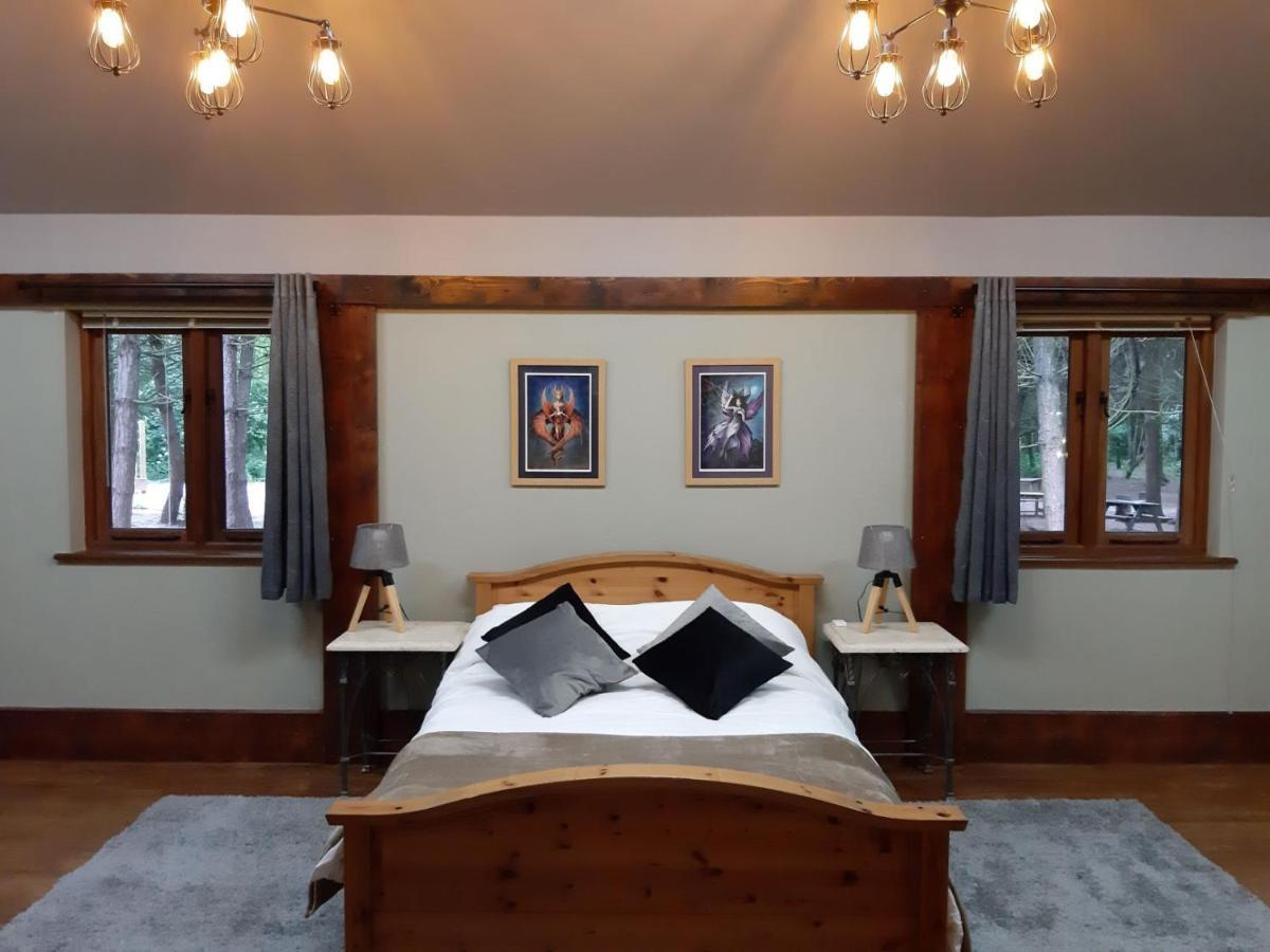Wyldwood Lodge Cheadle  Eksteriør bilde