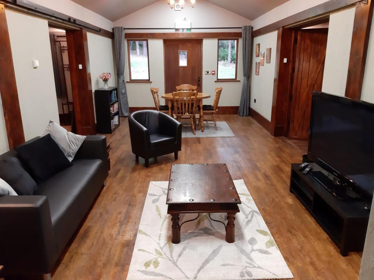 Wyldwood Lodge Cheadle  Eksteriør bilde