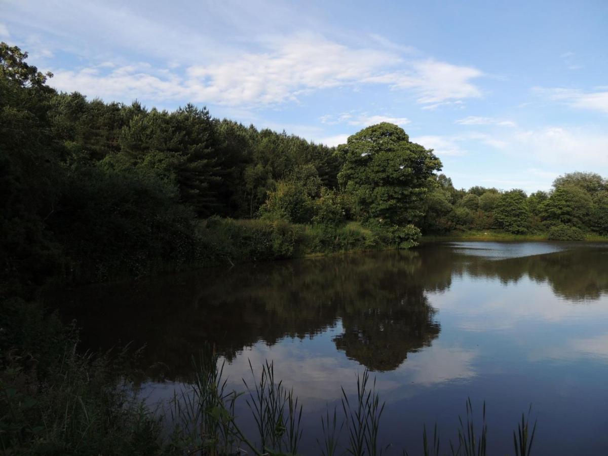 Wyldwood Lodge Cheadle  Eksteriør bilde